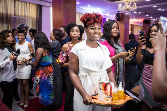 SHEA MOISTURE PRESS (37)